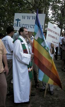 Gay Pride Day, Budapest, 5th July 2003 (Photo: www.index.hu)